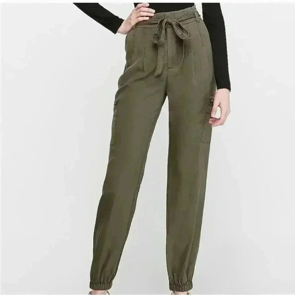 Express high waisted cargo twill utility jogger - Picture 3 of 13